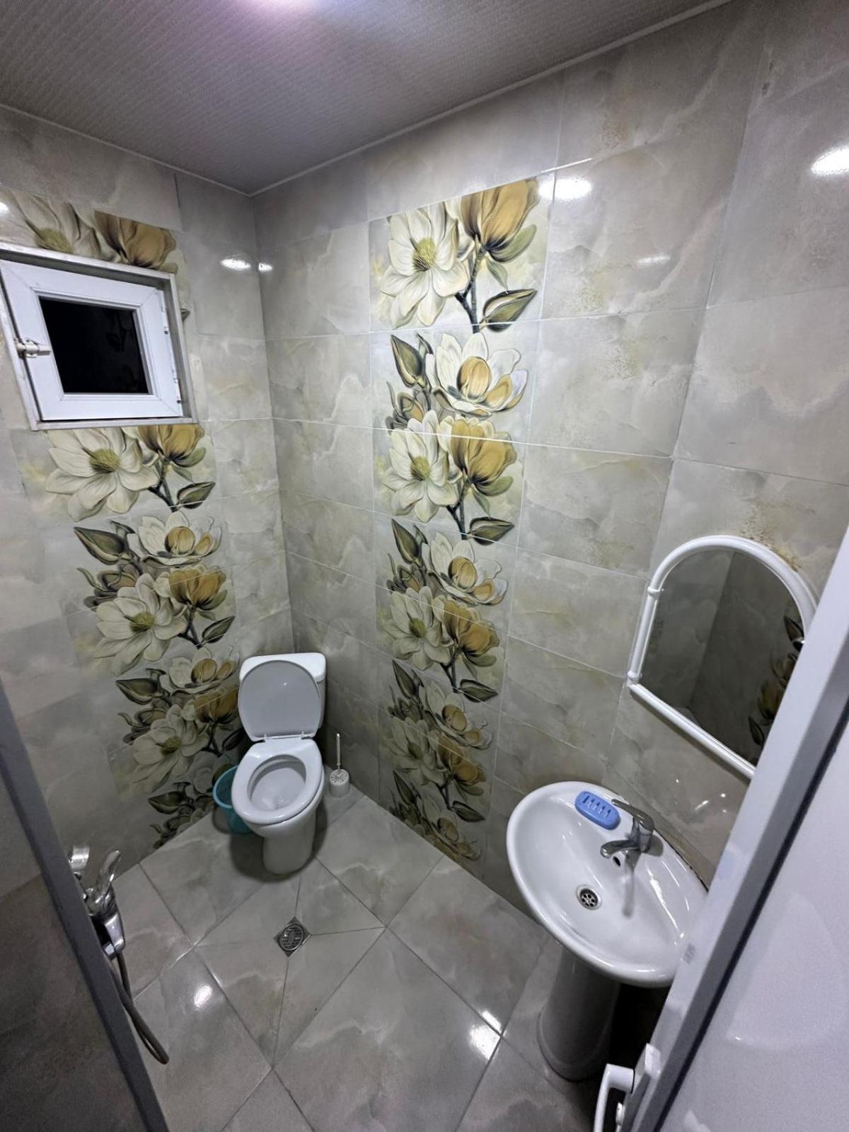 Guest House "Sulo" Kobuleti Habitación foto
